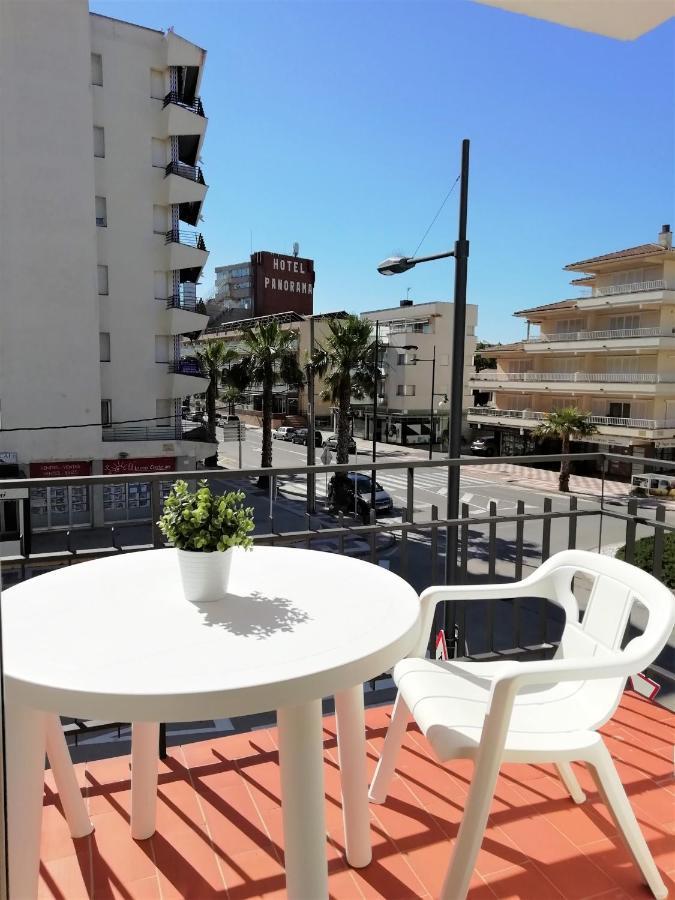 Trill Noray Apartamentos L'Estartit Luaran gambar