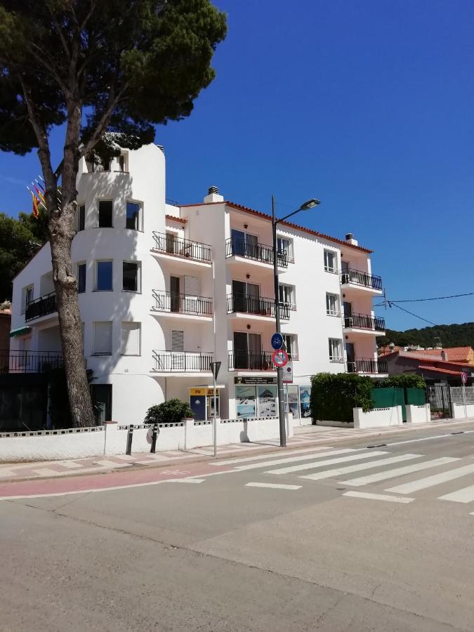 Trill Noray Apartamentos L'Estartit Luaran gambar